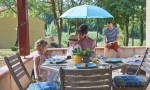 Espinet gezin 1 Quillan kindvriendelijk vakantiepark animatie kidsclub Frankrijk Languedoc.jpg