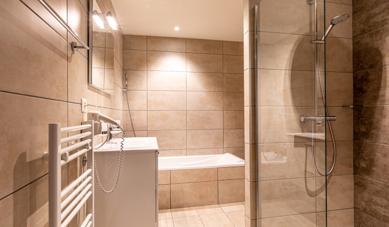 App 7 8 AlpChalets Portes du Soleil Abondance Frankrijk Alpen luxe vakantiepark ski resort wellness