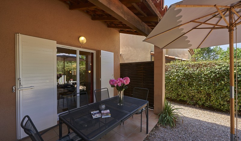Jardin du Golf B134 Frankrijk vakantiepark luxe villa Provence Var zwembad.jpg