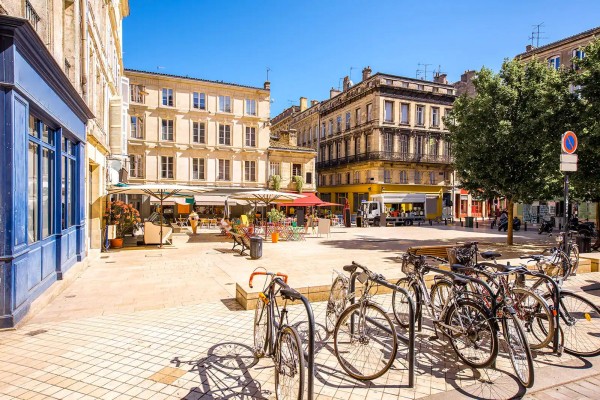 Cognac 8 Frankrijk vakantie comfort Charente likeur wijn luxe villa tour champagne.jpg