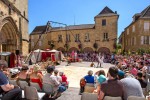 Gourdon 9 vakantie Dordogne Frankrijk Montmarsis vakantiepark zwembad restaurant animatie.jpg