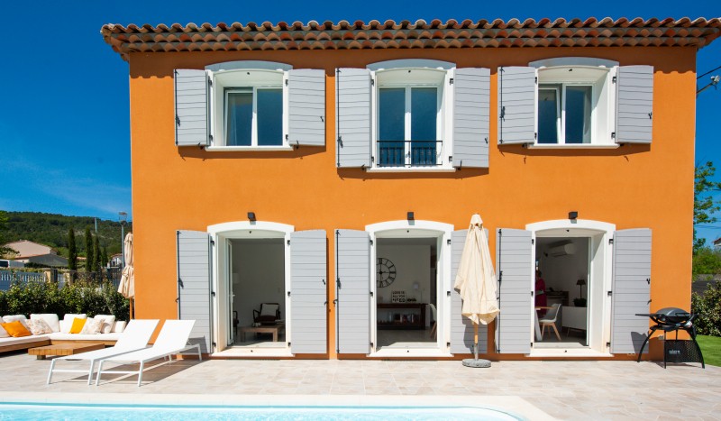 Salernes B10 Frankrijk luxe villa prive zwembad Var Provence vert golf.jpg