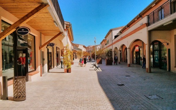 Nailloux 3 Frankrijk ariege toulouse outlet vakantiehuis oustal del carlat recreatiemeer strand.jpg