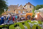 Gourdon 10 vakantie Dordogne Frankrijk Montmarsis vakantiepark zwembad restaurant animatie.jpg