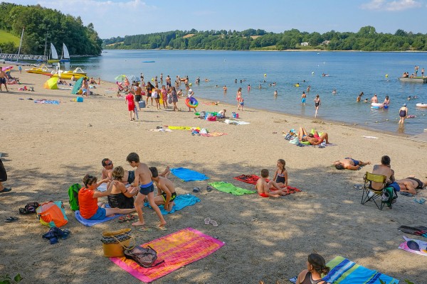 Lac Cebron 4S1 vakantie les Forges Frankrijk deux sevres poitou charentes gezin kinderen waterattrac
