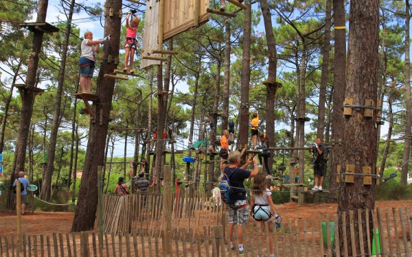 Biscarrosse aventure 3 Frankrijk kust Aquitaine chateau de salles zee strand vakantiehuis luxe.jpg