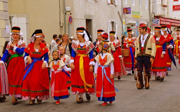 St. Lizier Girons 9 Frankrijk ariege midi gezin vakantievilla huis park luxe zwembad folklore cultuu