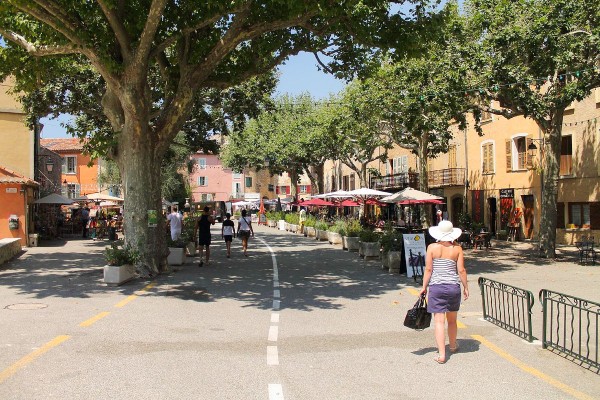 Tourtour 2 vakantiehuis luxe villa zwembad Var Provence Frankrijk plus beau village.jpg