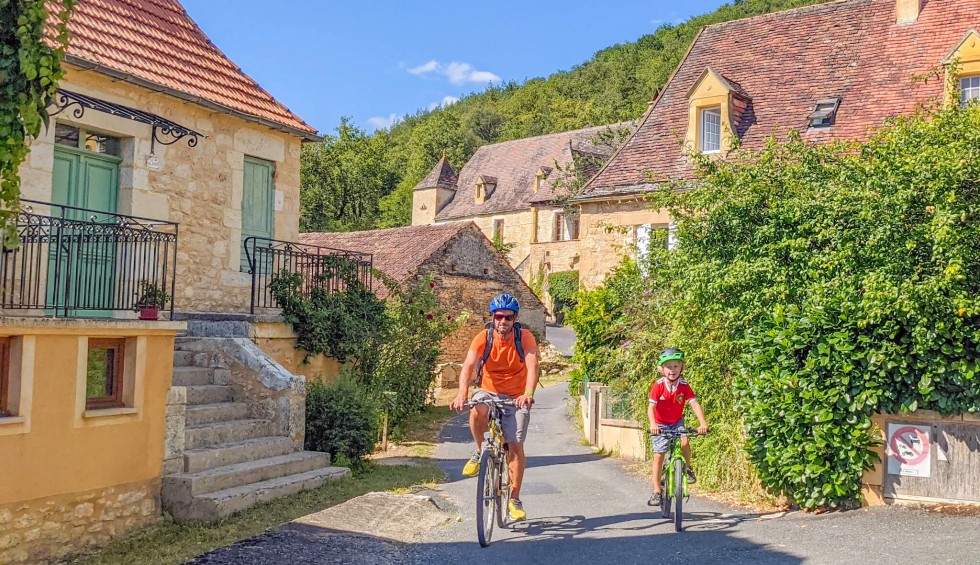 Fietsvakantie 3 Fietsen met partner of gezin in Frankrijk Alpen Provence Dordogne Poitou Charentes L