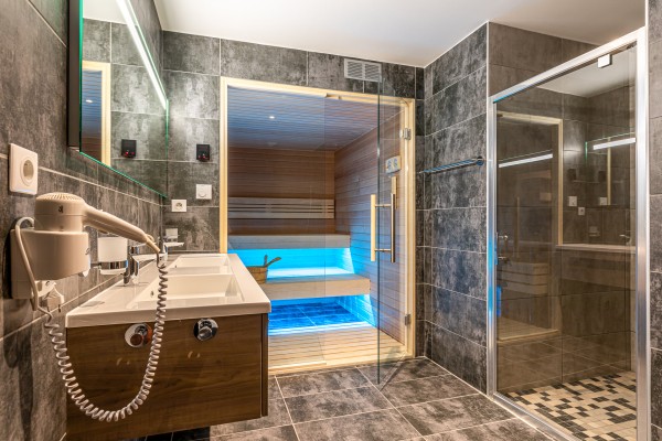 App 8 sauna 15 AlpChalets Portes du Soleil Abondance Frankrijk Alpen luxe vakantiepark ski resort we