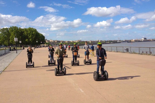 Bordeaux 11 Frankrijk segway vakantiehuis luxe villa chateau de salles city tour zwembad.jpg