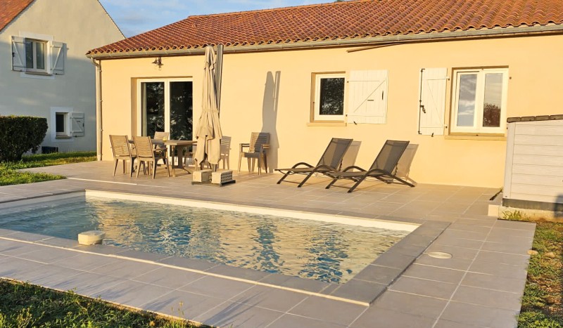 Lanzac 6pgz luxe villa Frankrijk vakantiepark Dordogne privézwembad.jpg