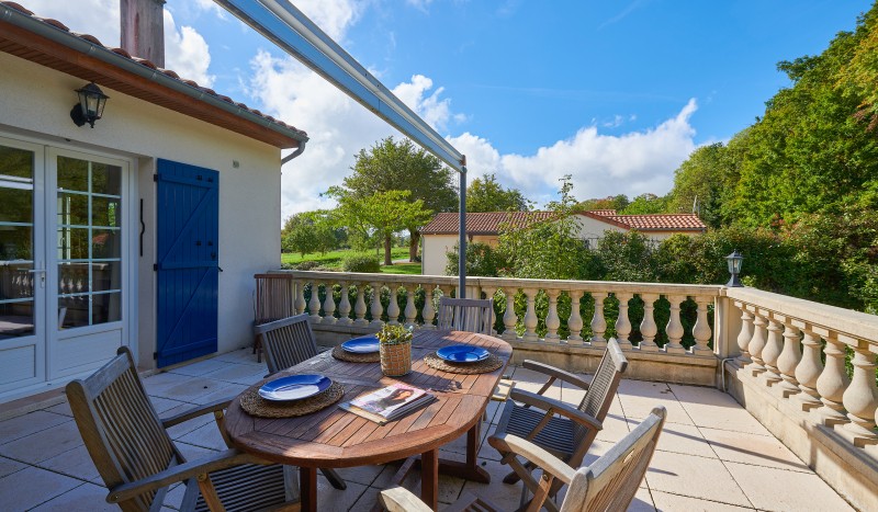 Vigeliere 7.17 Frankrijk les Forges golf vakantiehuis luxe villa zwembad prive poitou charentes.jpg