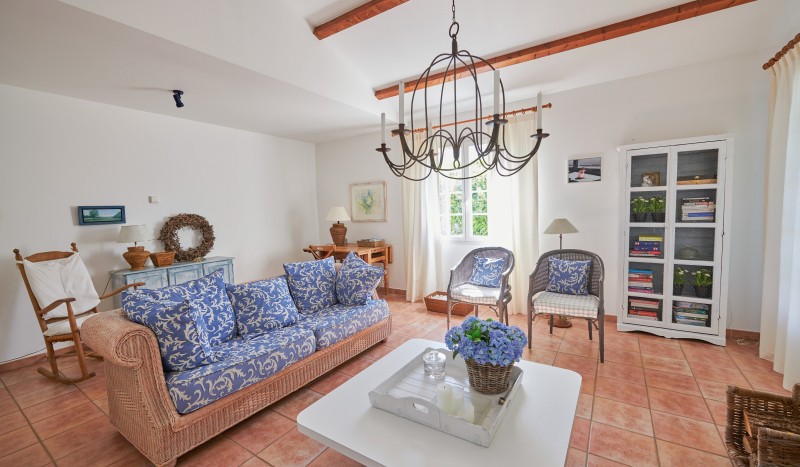 Forges 2 Vieille Vigne zwembad luxe villa vakantiehuis park Frankrijk Poitou Charentes.jpg