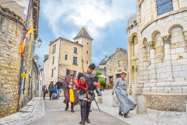 Chauvigny 18 Vienne Frankrijk vakantie Poitiers villa ville medievale.jpg