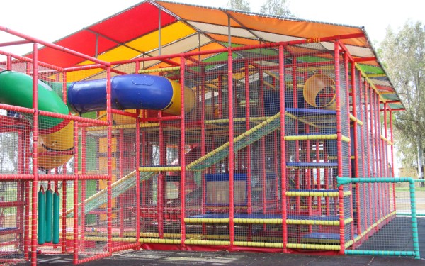 Kiddypark 14 Hyeres Toulon in Provence Frankrijk attractiepark kinderen vakantie bij Middellandse ze