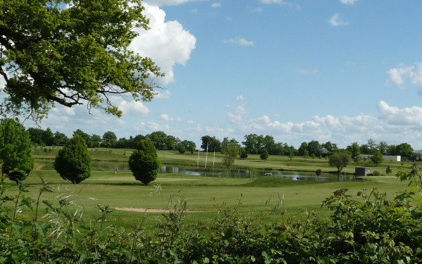 BE 1 golfresort des forges Bourg est pin high villa luxe golfbaan Frankrijk Charente.JPG