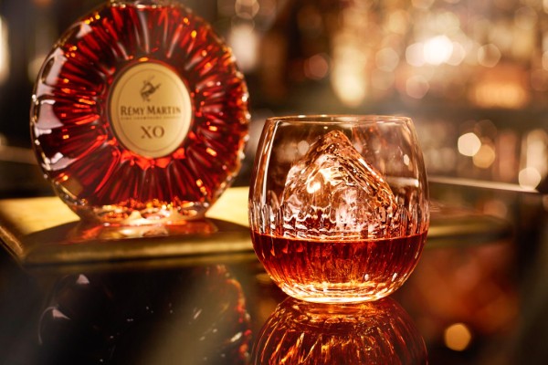 Cognac 12a Frankrijk vakantie comfort Charente likeur wijn luxe villa tour champagne.jpg