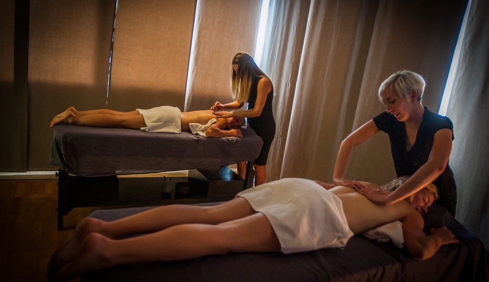 Espinet W2 Quillan vakantiepark sauna massage ontspanning Frankrijk vakantiehuis balneo.jpg