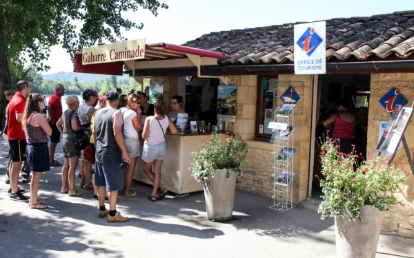 Gabarre 3 Dordogne Beynac roque gegeac Sarlat vakantie Frankrijk toerisme varen boottocht rondvaart.