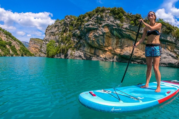 Lac de Castillon 9 zeilen Frankrijk Gorges Verdon Provence Castellane luxe villa.jpg
