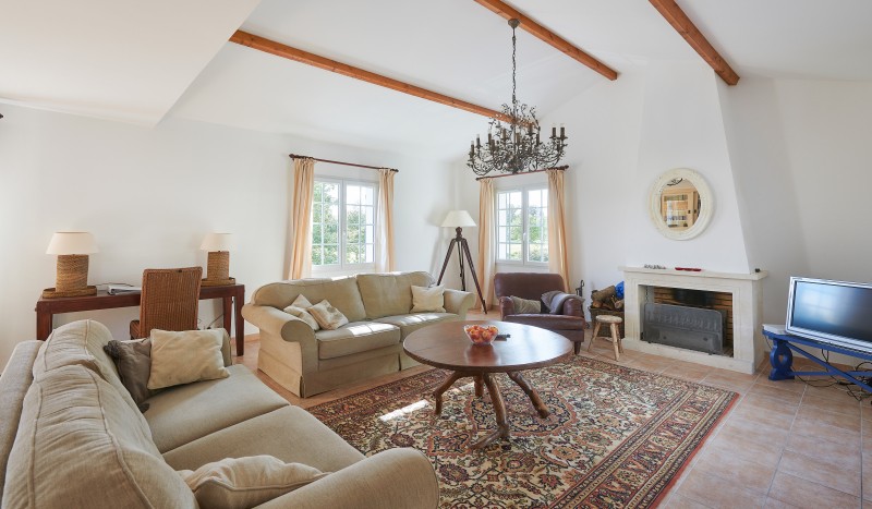 Vigeliere 7.5 Frankrijk les Forges golf vakantiehuis luxe villa zwembad prive poitou charentes.jpg