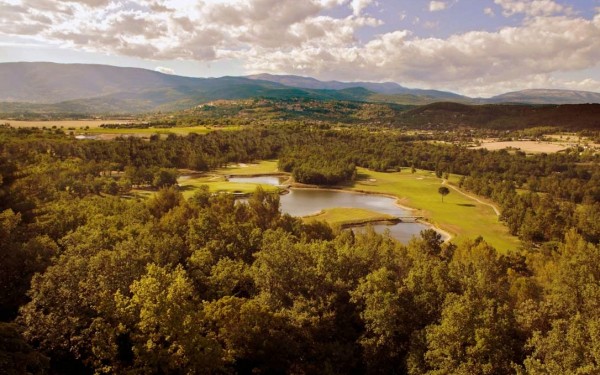 JDG golf 9 Jardin du Golf Frankrijk Provence greenfee vakantievilla Zuid uitzicht luxe resort zwemba