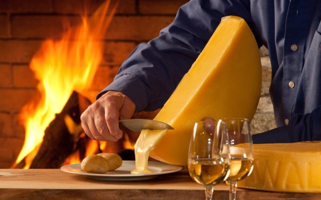 Restaurant 12 oberge de bounavo bar raclette Portes du Soleil haute savoie vakantie tartiflette fond