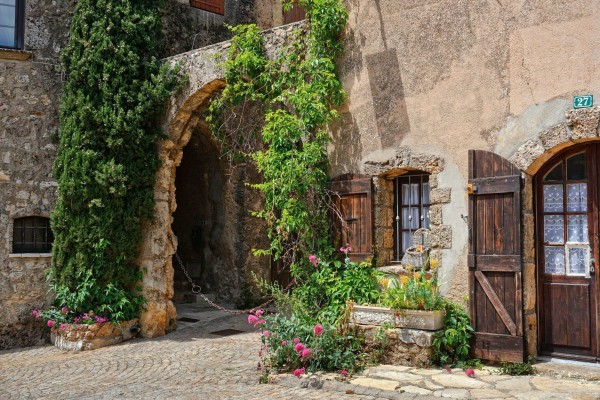 Tourtour 29 vakantiehuis luxe villa zwembad Var Provence Frankrijk plus beau village.jpg