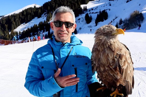 Roofvogels 15 lac leman meer geneve sciez show winter morzine adelaar valk.jpg
