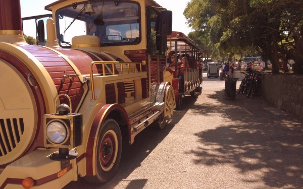 Carcassonne B7 Cite Frankrijk Languedoc cammazes carlat vakantiepark kust zee strand trein train.JPG