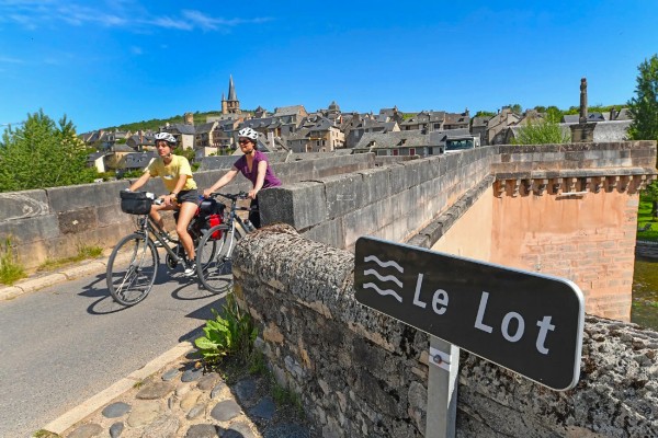 Fietsen Lot 6 Frankrijk Dordogne vallei vakantie gezin luxe villa.jpg