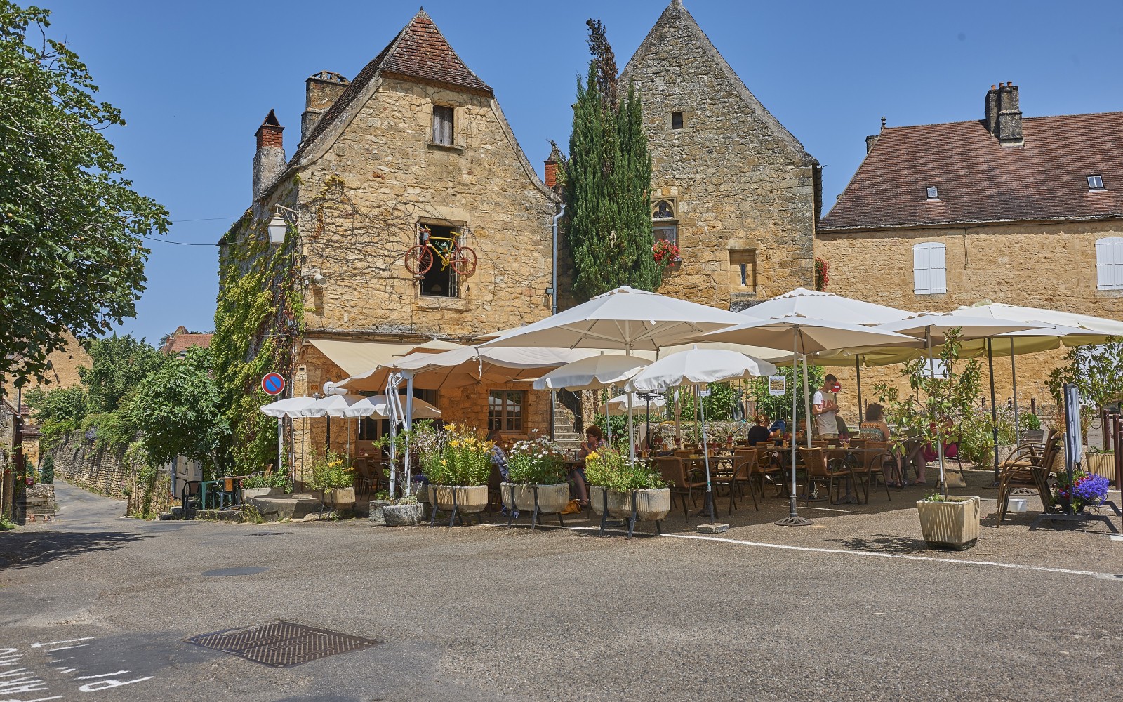 Domme Toeristisch Dorp In De Dordogne Francecomfort Vakantieparken