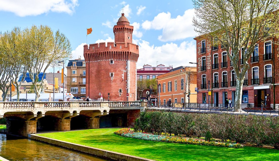 Perpignan 1a Frankrijk Roussillon vakantie occitanie middellandse zee castillet.jpg