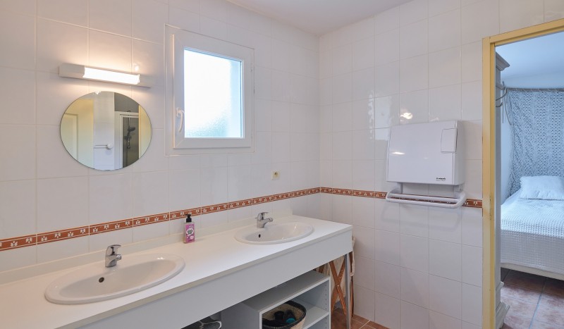 Forges BO 40 Frankrijk vakantiehuis luxe villa poitou charentes prive zwembad golf blue green.jpg