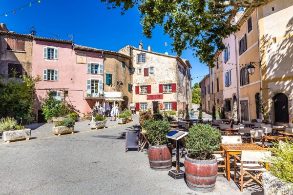 Tourtour 8 vakantiehuis luxe villa zwembad Var Provence Frankrijk plus beau village.jpg