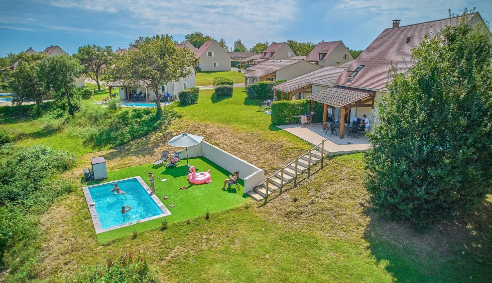 Domaine de Lanzac 15 67SS Frankrijk Dordogne vakantiepark luxe vakantiehuizen privézwembad restauran