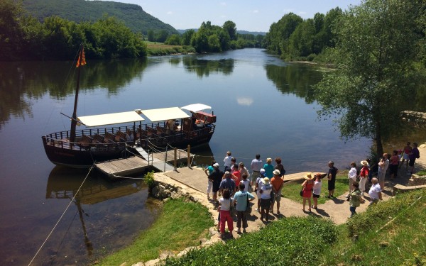 Gabarre 6 Dordogne Beynac roque gegeac Sarlat vakantie Frankrijk toerisme varen boottocht rondvaart.