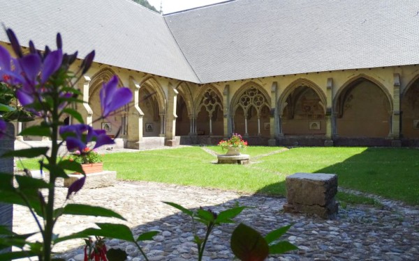 Abdij Abondance 4 portes du soleil toerisme klooster met geestelijken bezichtigingen.jpg
