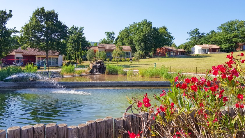 Espinet P6a Quillan  Languedoc vakantiepark Frankrijk vakantiehuis bergen zee animatie kinderen.jpg