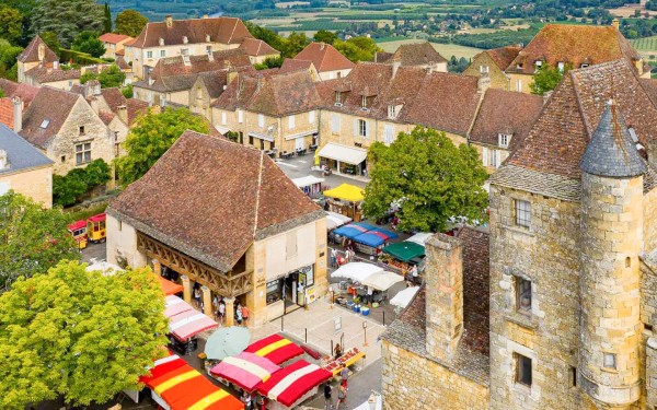 Domme 11 bastide Dordogne Frankrijk train vakantie uitzicht toerisme.jpg