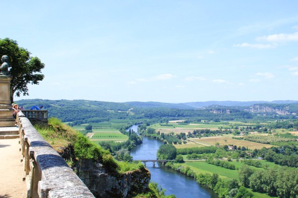 Domme 12 bastide Dordogne Frankrijk train vakantie uitzicht toerisme.jpg