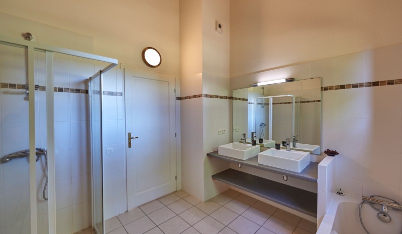 Medoc 22 Chateau de Salles Frankrijk resort luxe villa zwembad vakantiepark aquitaine strand kust ze