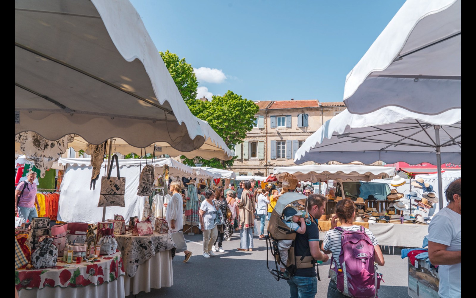 Markt Salernes Provence | Marktdagen, Kramen & Tips