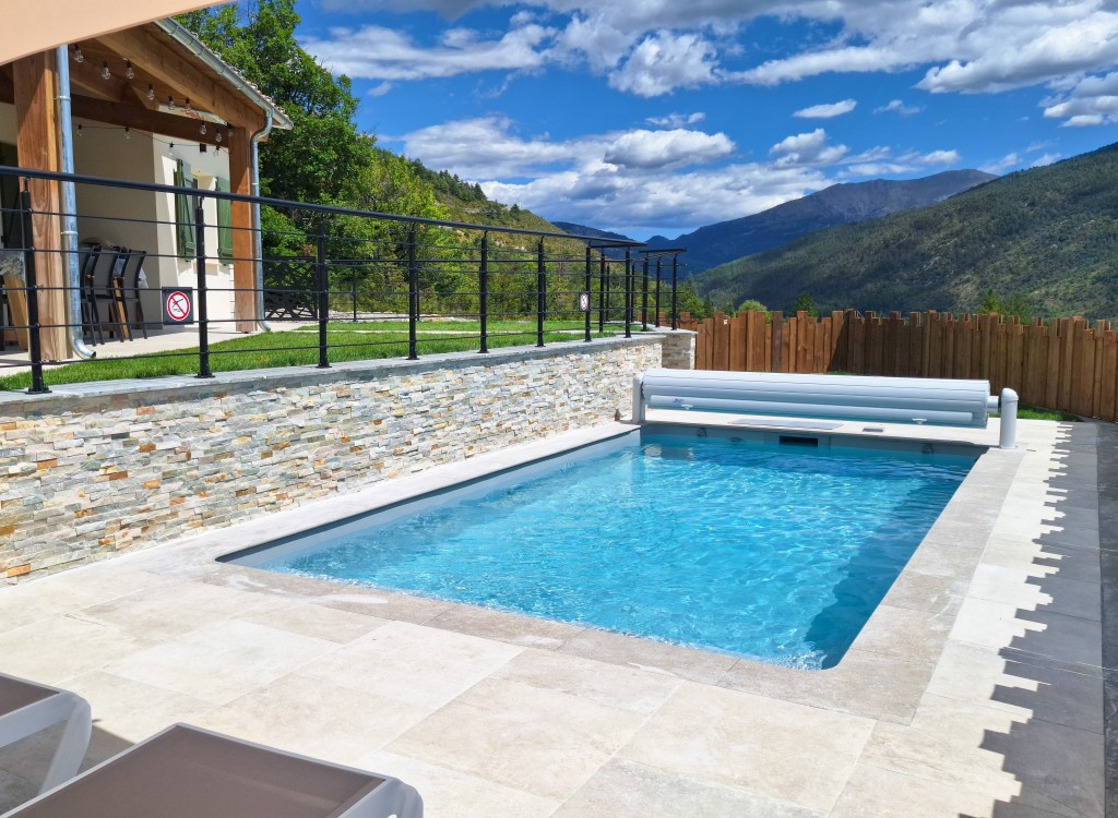 Castellane 22 21 luxe villa Provence Frankrijk vakantie privezwembad lac castillon Gorges du Verdon.