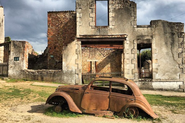 Oradour sur glane 9 Frankrijk memorial herdenken oorlog vakantie villa.jpg