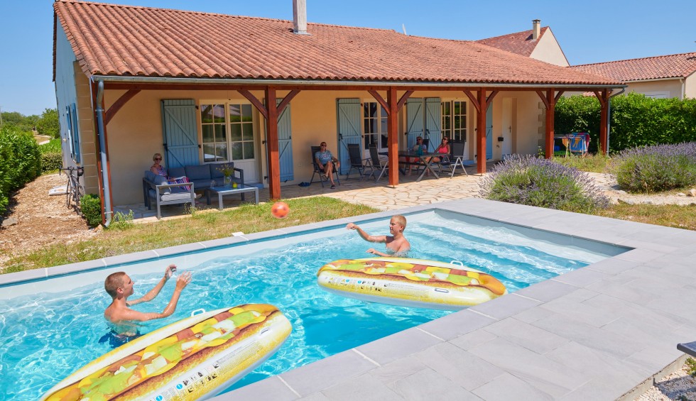 Lanzac 1 deluxe villa Frankrijk Dordogne zwembad vakantiepark gezin.jpg