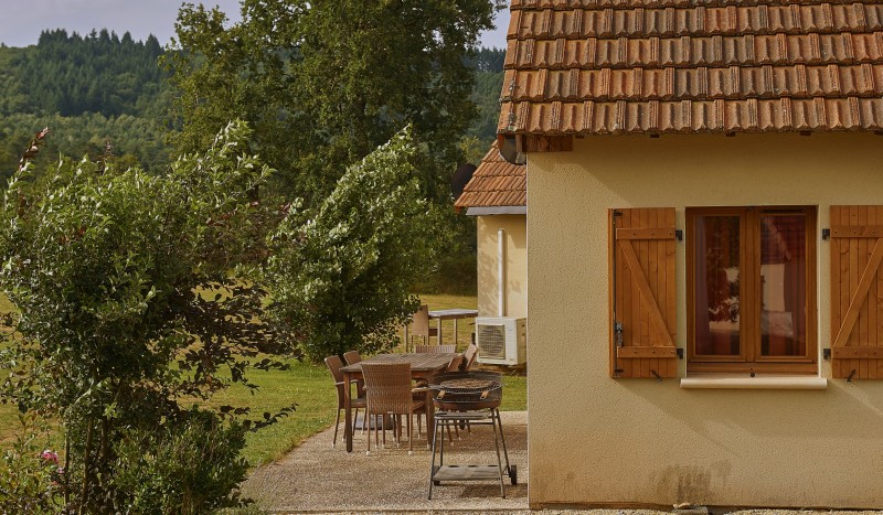 Le Lac Blue vakantiehuis 10 Frankrijk Dordogne Lot zwembad tennis.jpg
