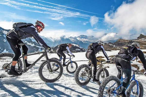 Mountainbike 21b sneeuw Alpen Frankrijk vakantie Portes du Soleil luxe chalet appartement abondance.