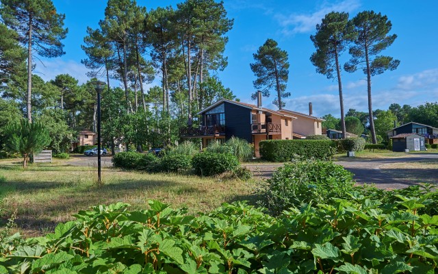 Vakantiepark 2 Chateau de Salles Frankrijk luxe villa Atlantische kust Gironde Arcachon zwembad zee